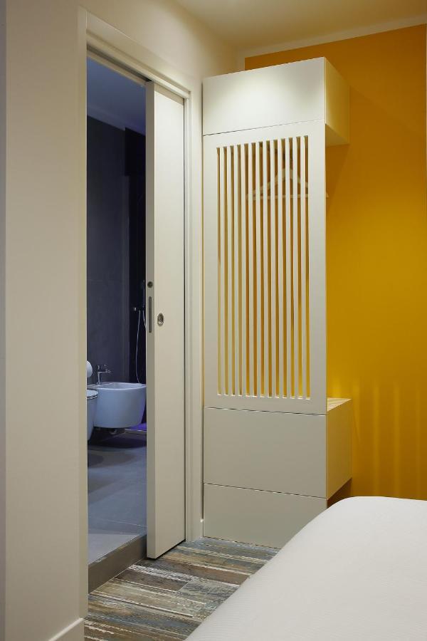 Interno 7 Bed & Breakfast Bari Ngoại thất bức ảnh