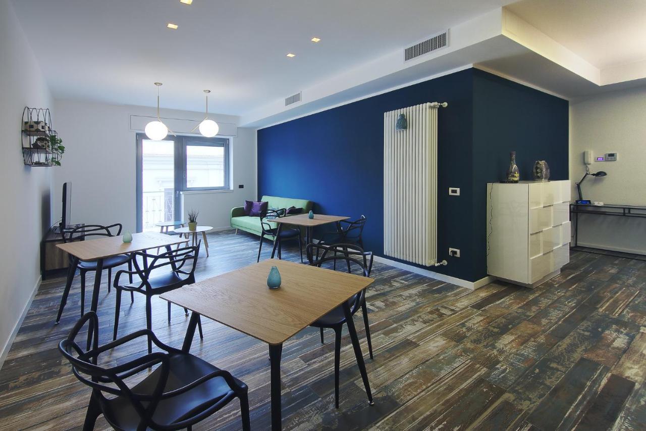 Interno 7 Bed & Breakfast Bari Ngoại thất bức ảnh